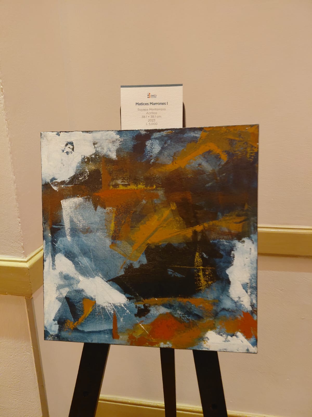 Una muestra de las pinturas de exposición "LAS CUATRO ESTACIONES