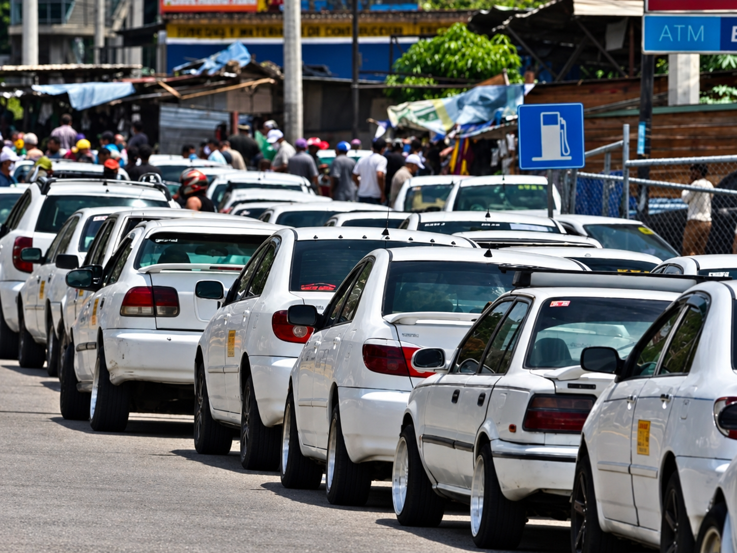 Proponen convertir 400 taxis de gasolina a gas para reducir costos de operación