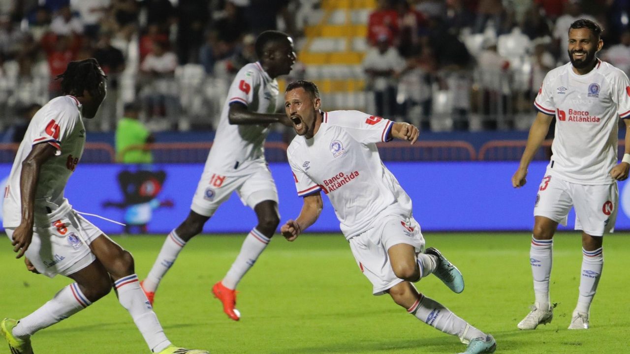 Olimpia visitara a Cartaginés.