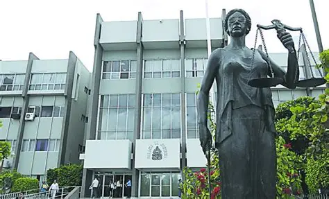 viene una evaluación a nivel general de cada uno de todos los servidores judiciales