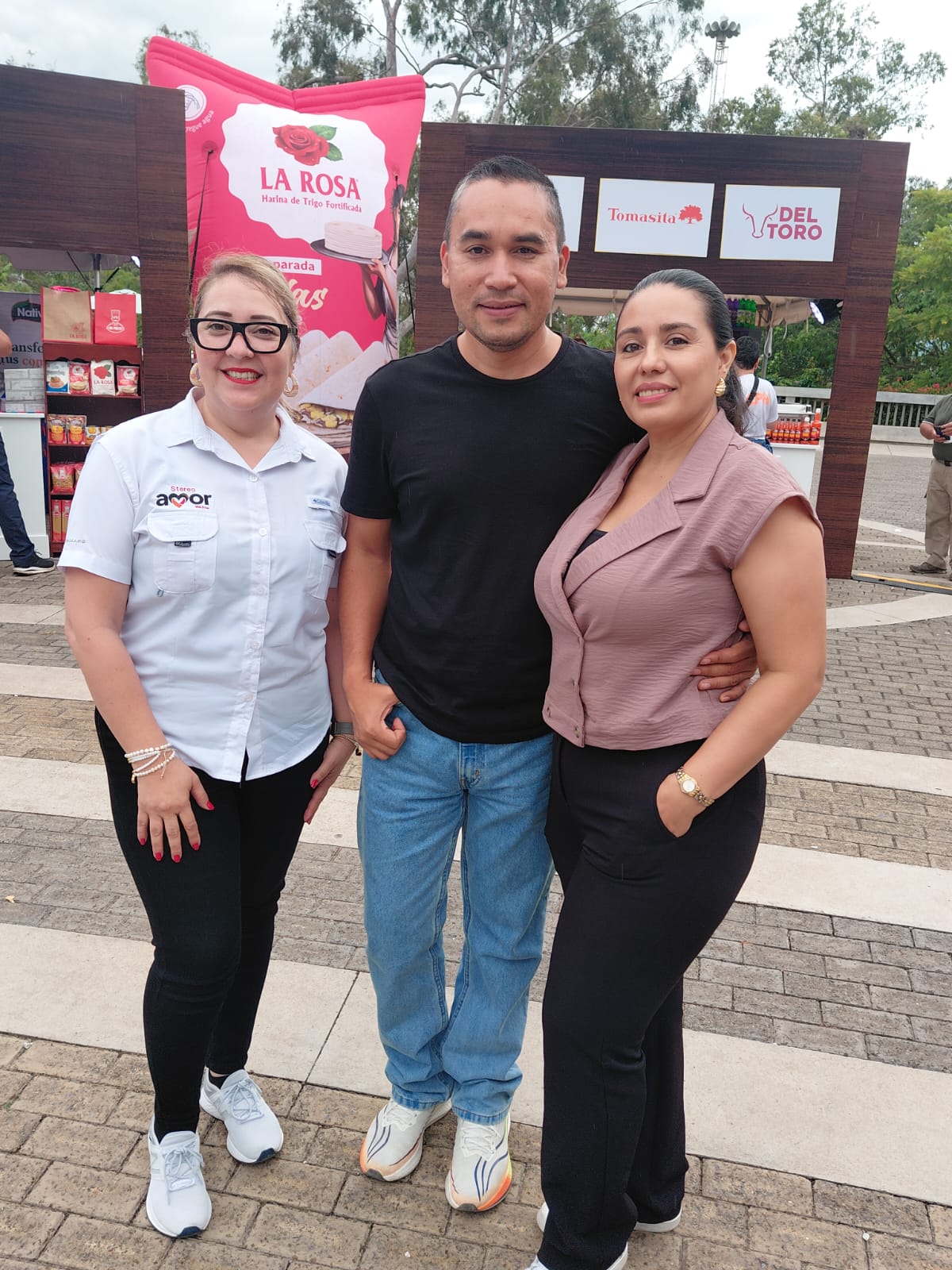 Invitados especiales a la presentación de BANASUPRO