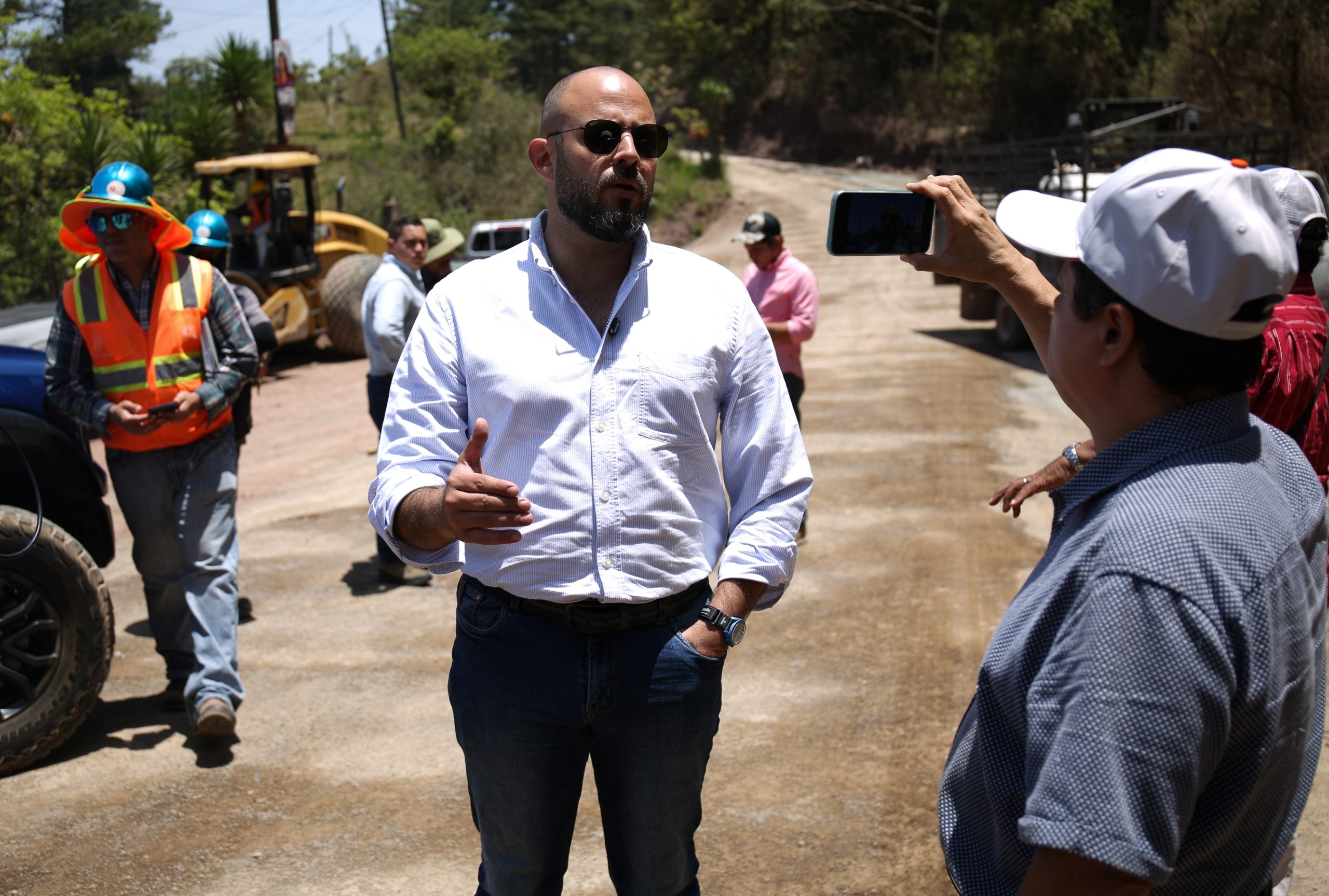 Aníbal Ehrler, titular de la SIT informó que coordina con la Sesal la definición de los servicios médicos y el equipamiento necesario para los hospitales.