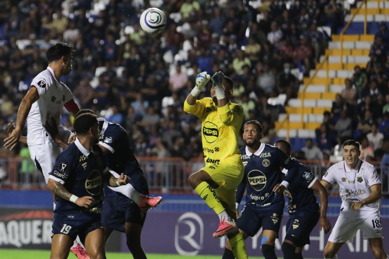 Motagua empato 0-0 ante Alajuela