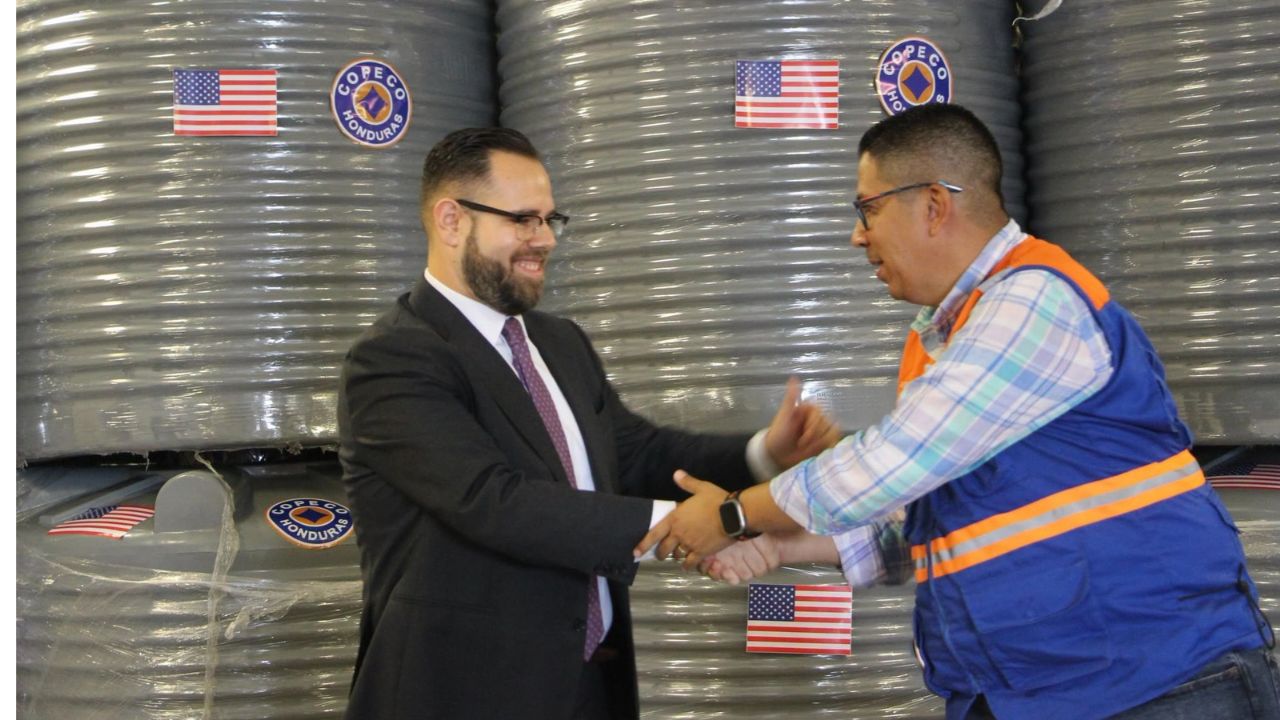 EEUU dona tanques de agua para 85 escuelas hondureñas afectadas por la sequía