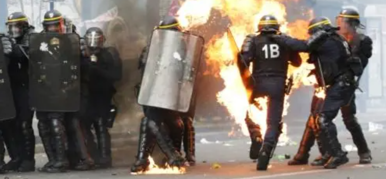 Graves disturbios en Paris