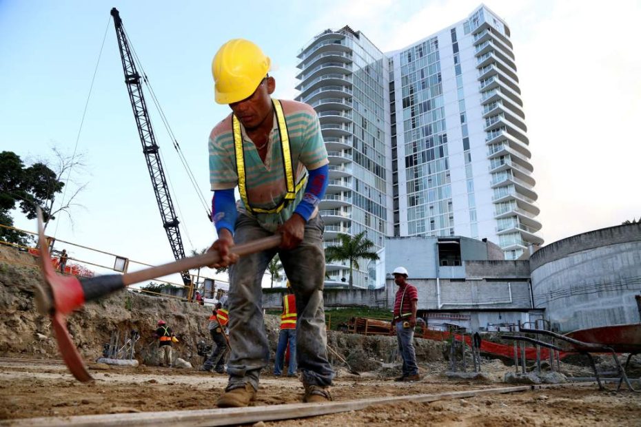 Los nuevos proyectos podrían generar empleos y oportunidades para empresas hondureñas.