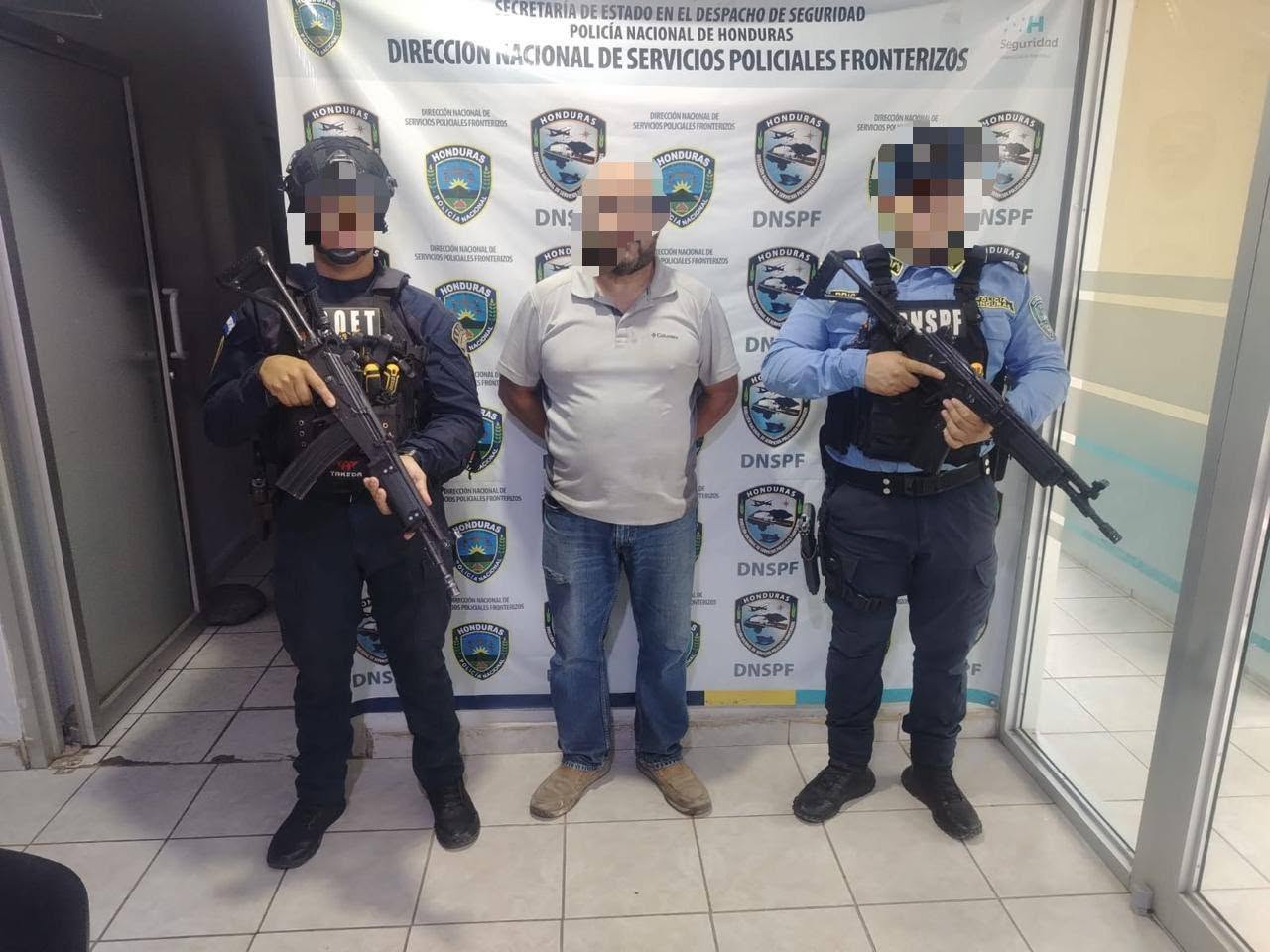Un ciudadano guatemalteco de 55 años fue detenido.