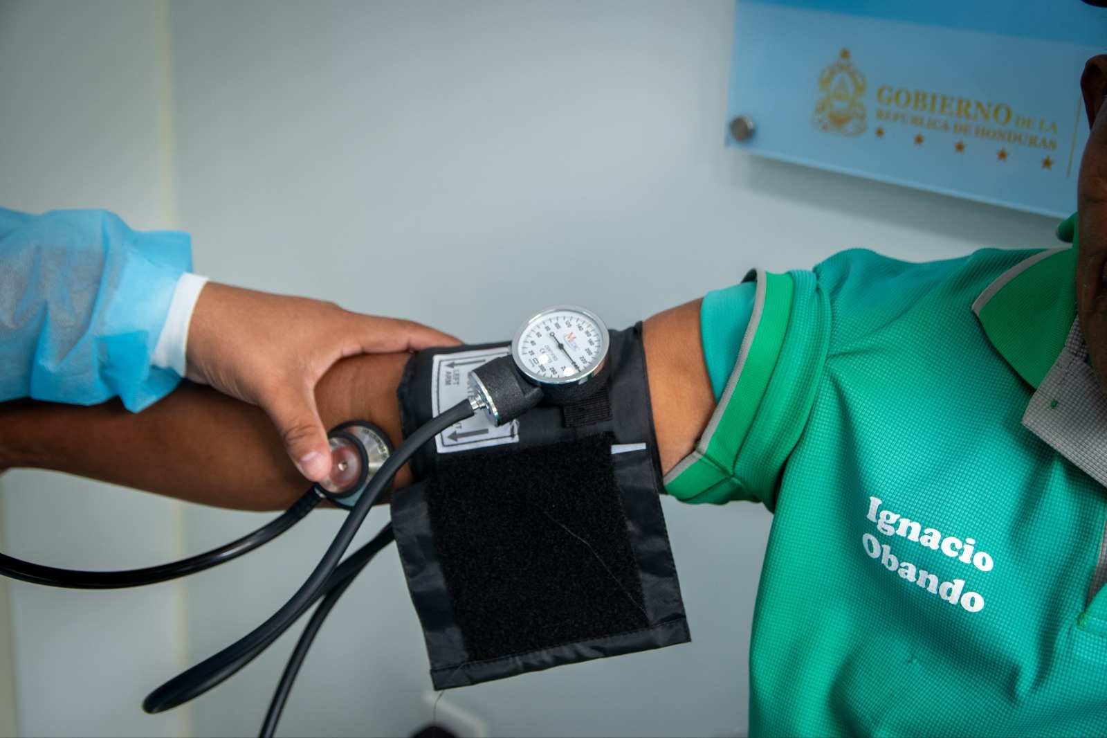 El programa busca facilitar el acceso a servicios médicos para familias de zonas rurales.