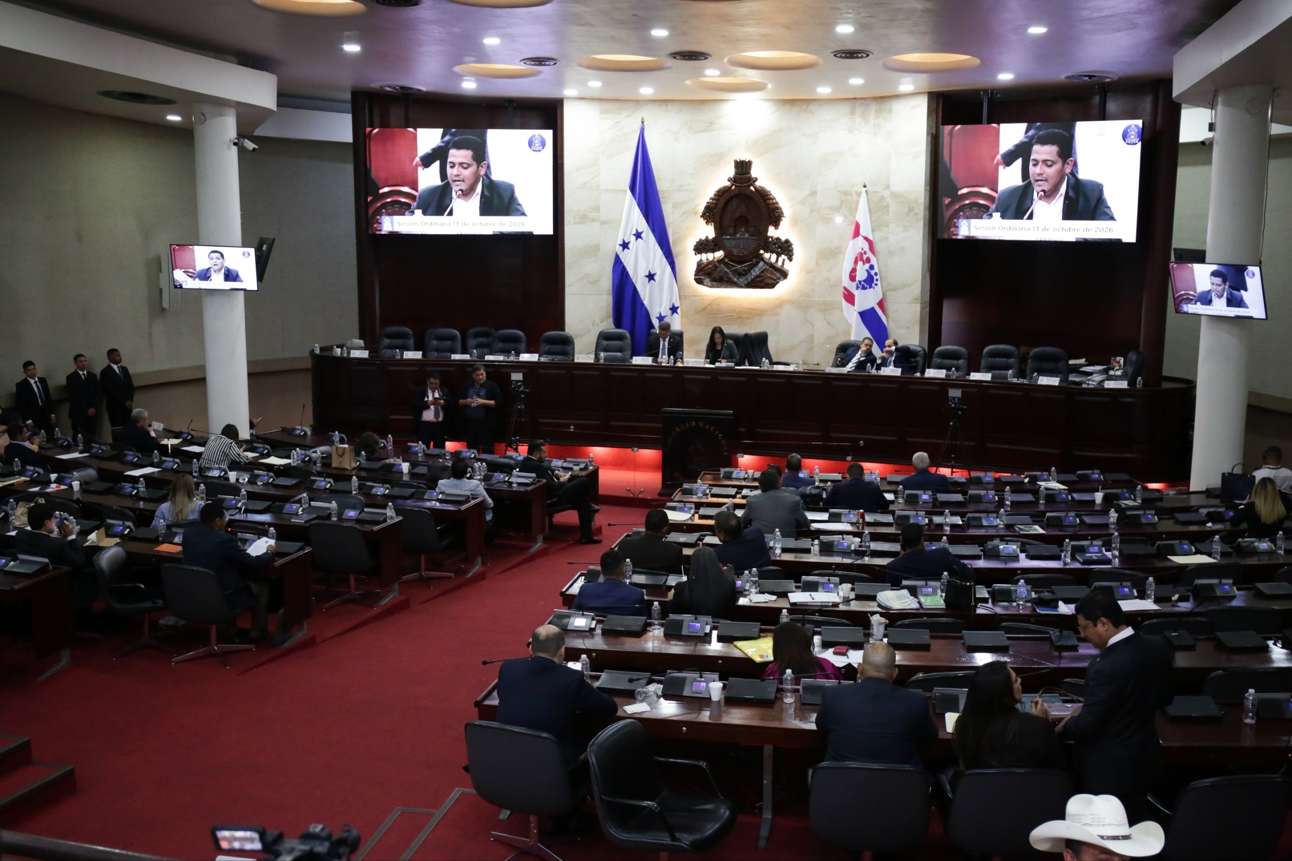 El Congreso Nacional aprobó la reforma relacionada con la legítima defensa, conocida como Ley Casa Segura, que modifica disposiciones del Código Penal.