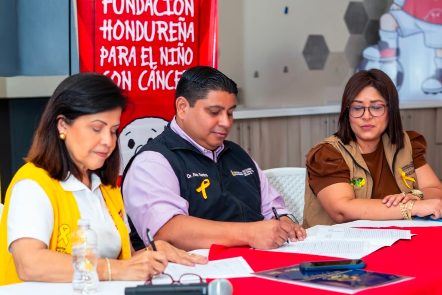 Lotería Mayor destinará el 90 % de sus ventas a niños con cáncer en Honduras