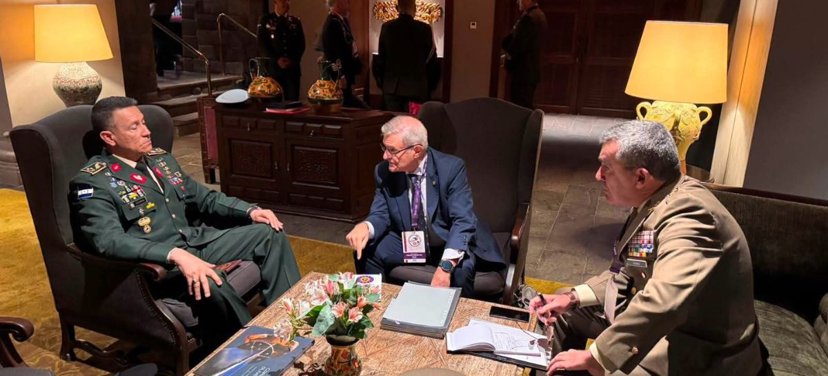 Honduras y España fortalecen su cooperación en materia militar